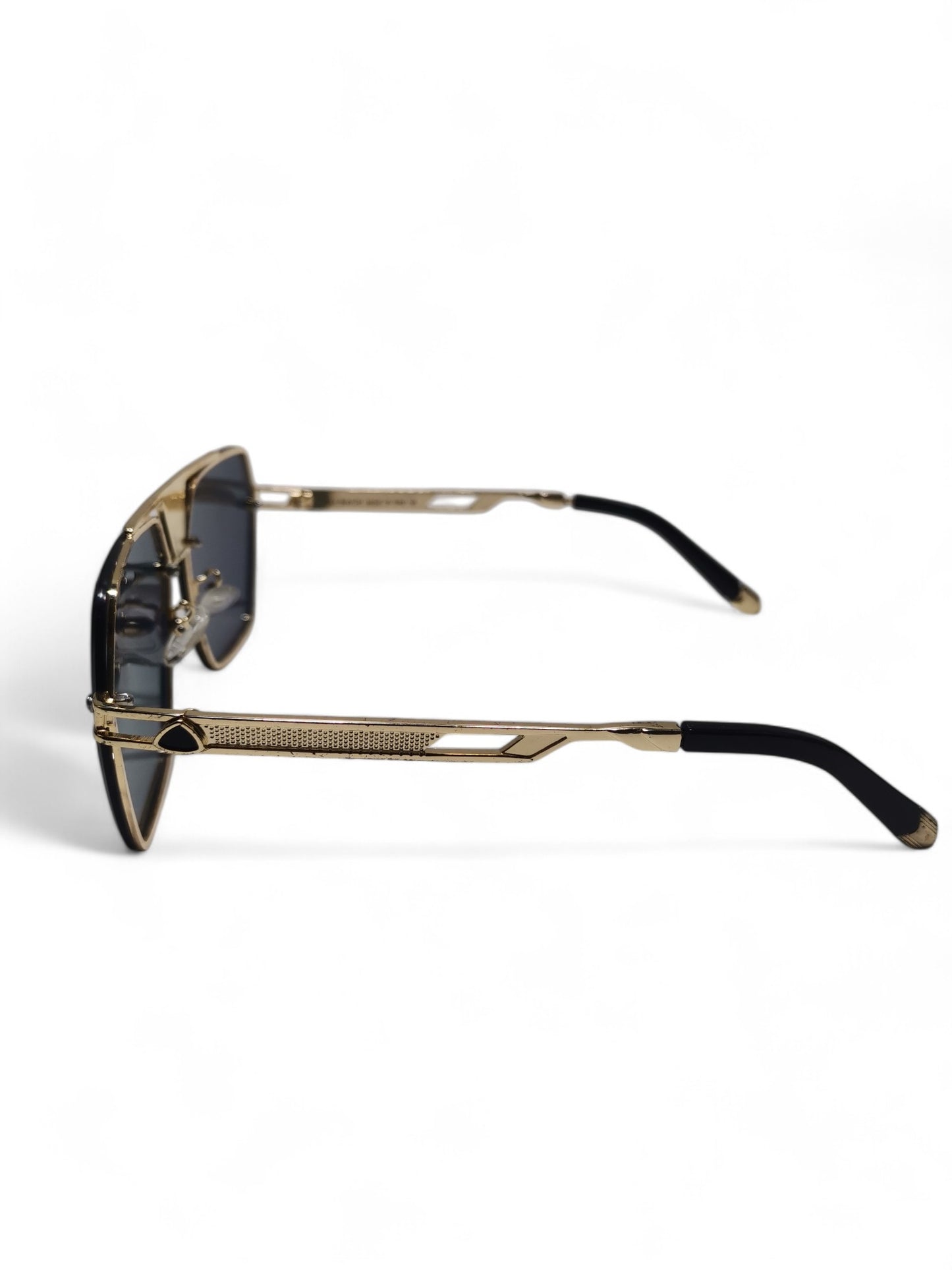 Maybach - Black and Gold - Metal