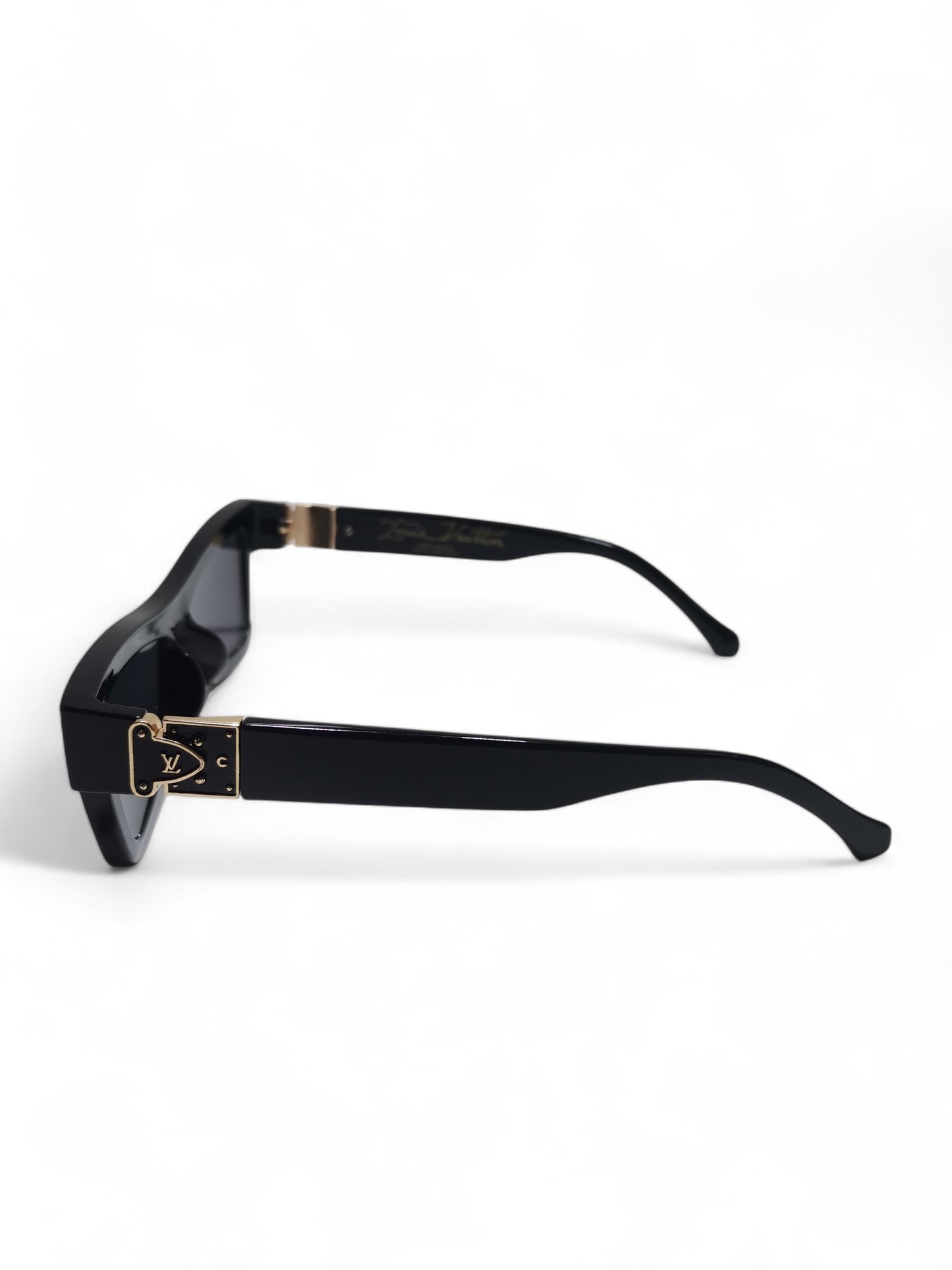 Louis Vuitton - Black Trendy - Plastic