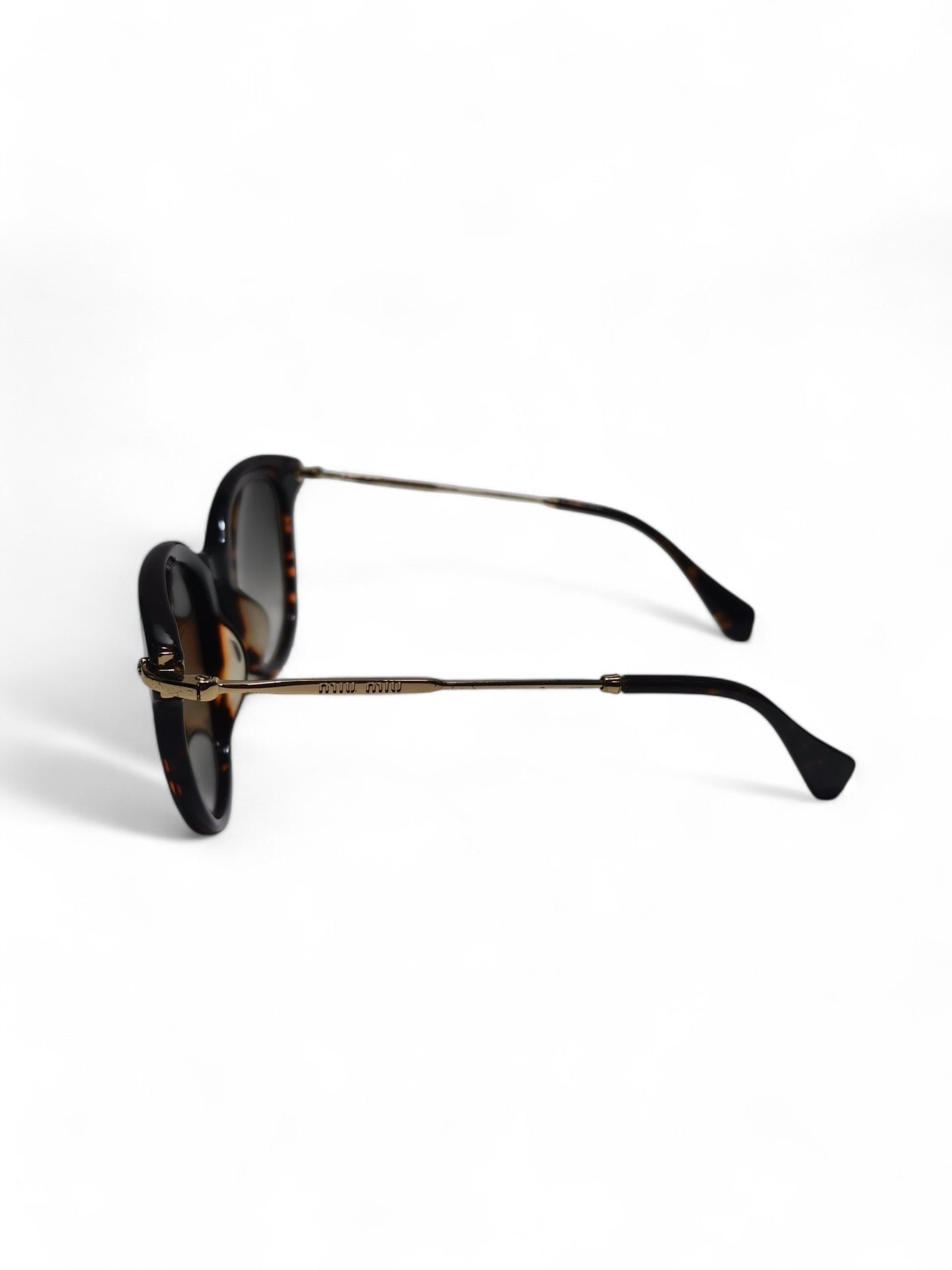 Miu Miu - Mehroon Round - Plastic / Metal
