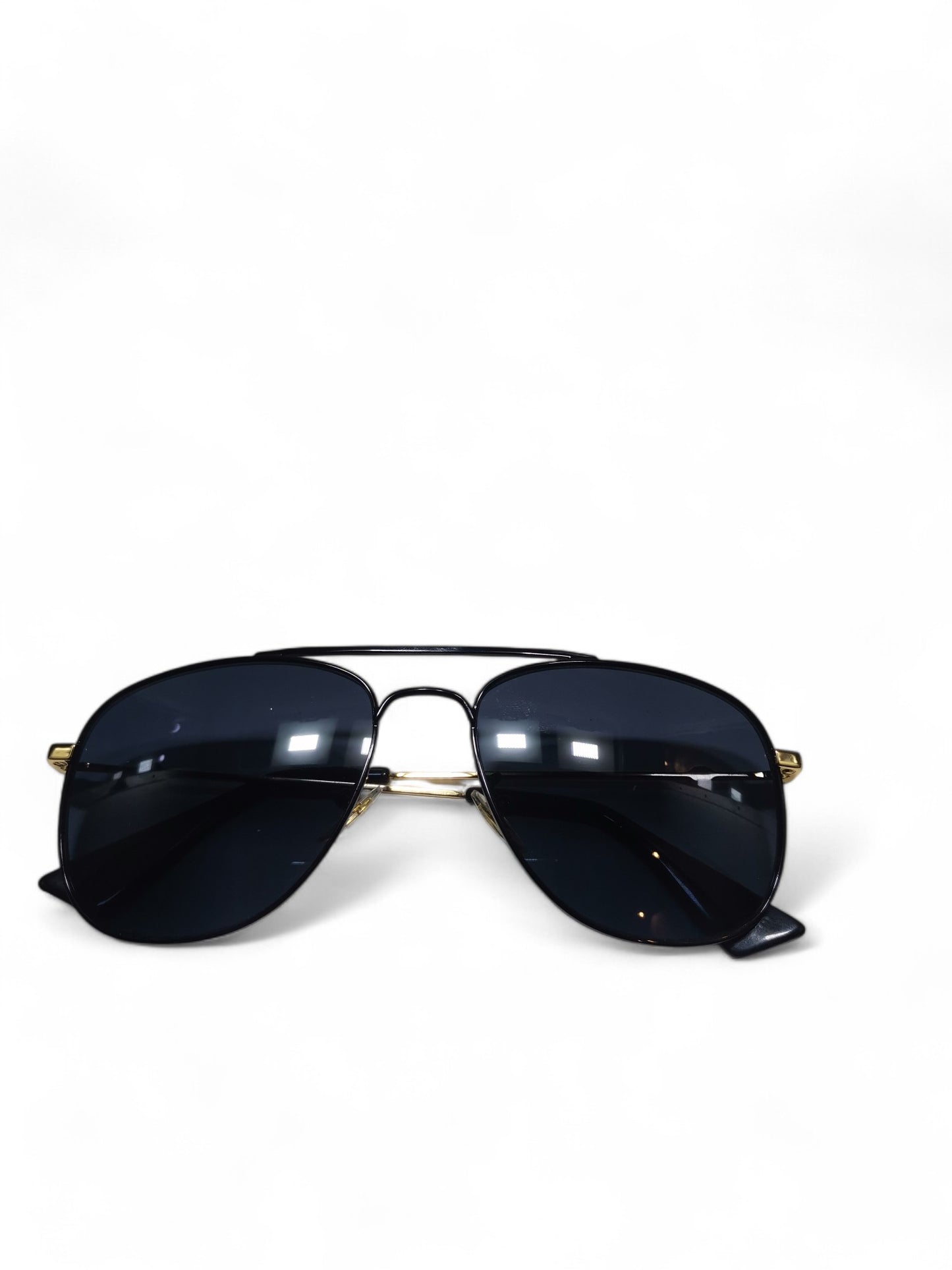 Gucci - Black and Gold - Metal / Plastic