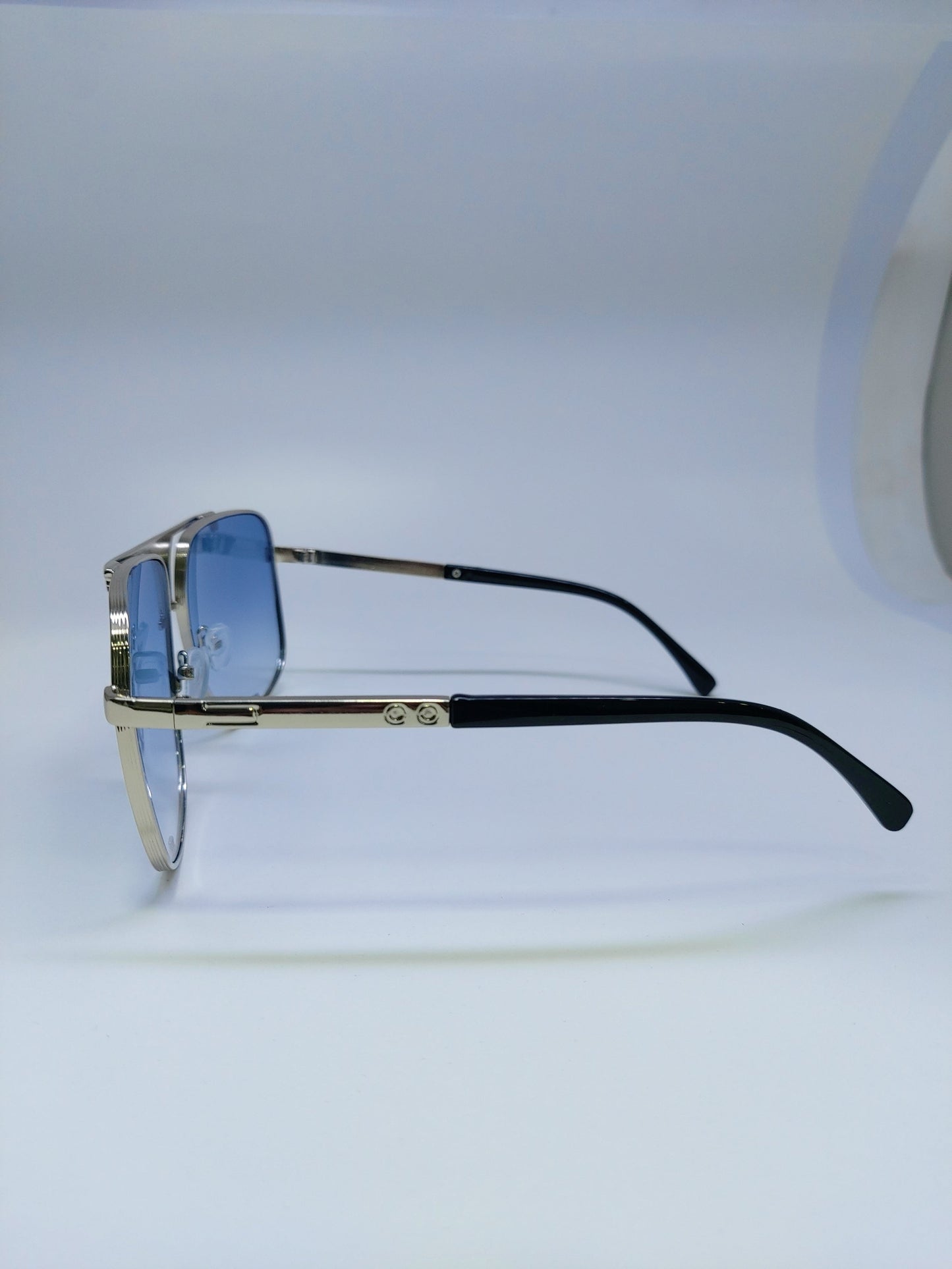 Louis Vuitton - Blue and Silver - Metal