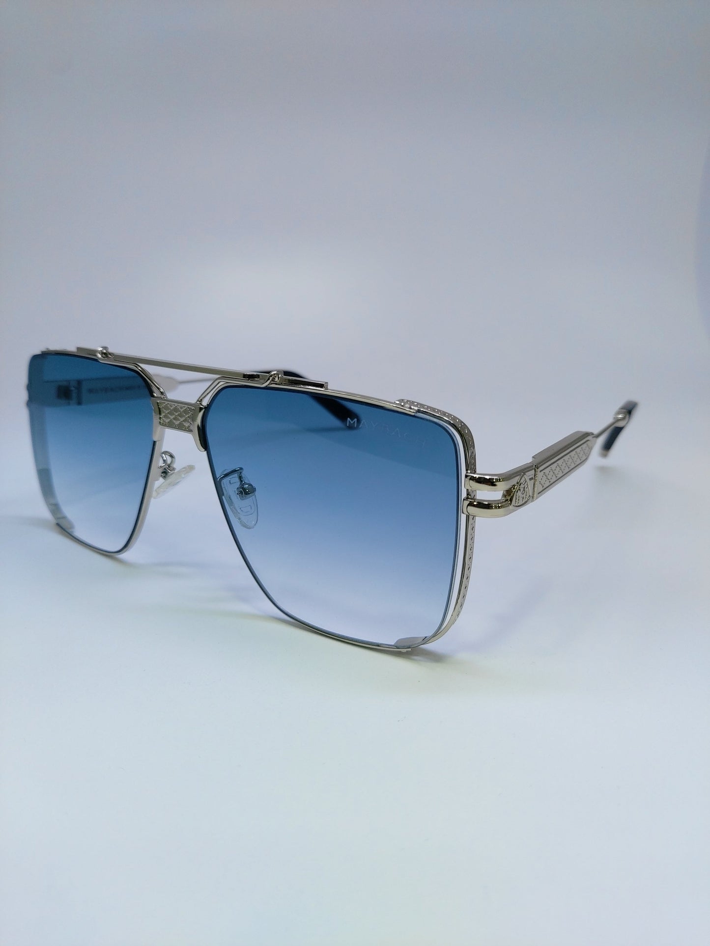 Maybach - Blue with Silver - Metal