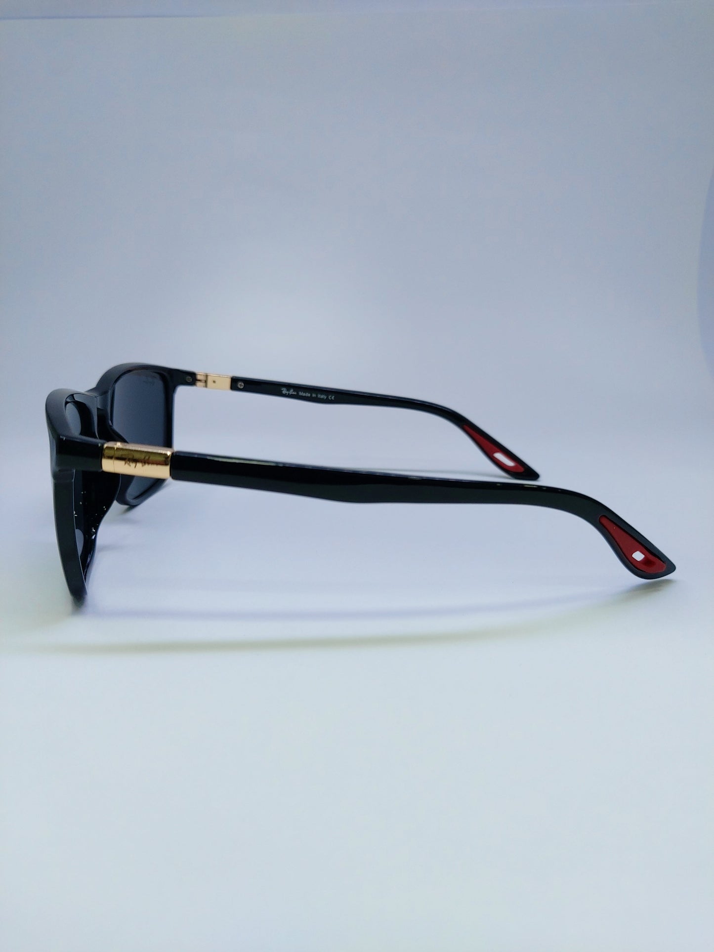Rayban - Polarized Black with Gold logo - Metal