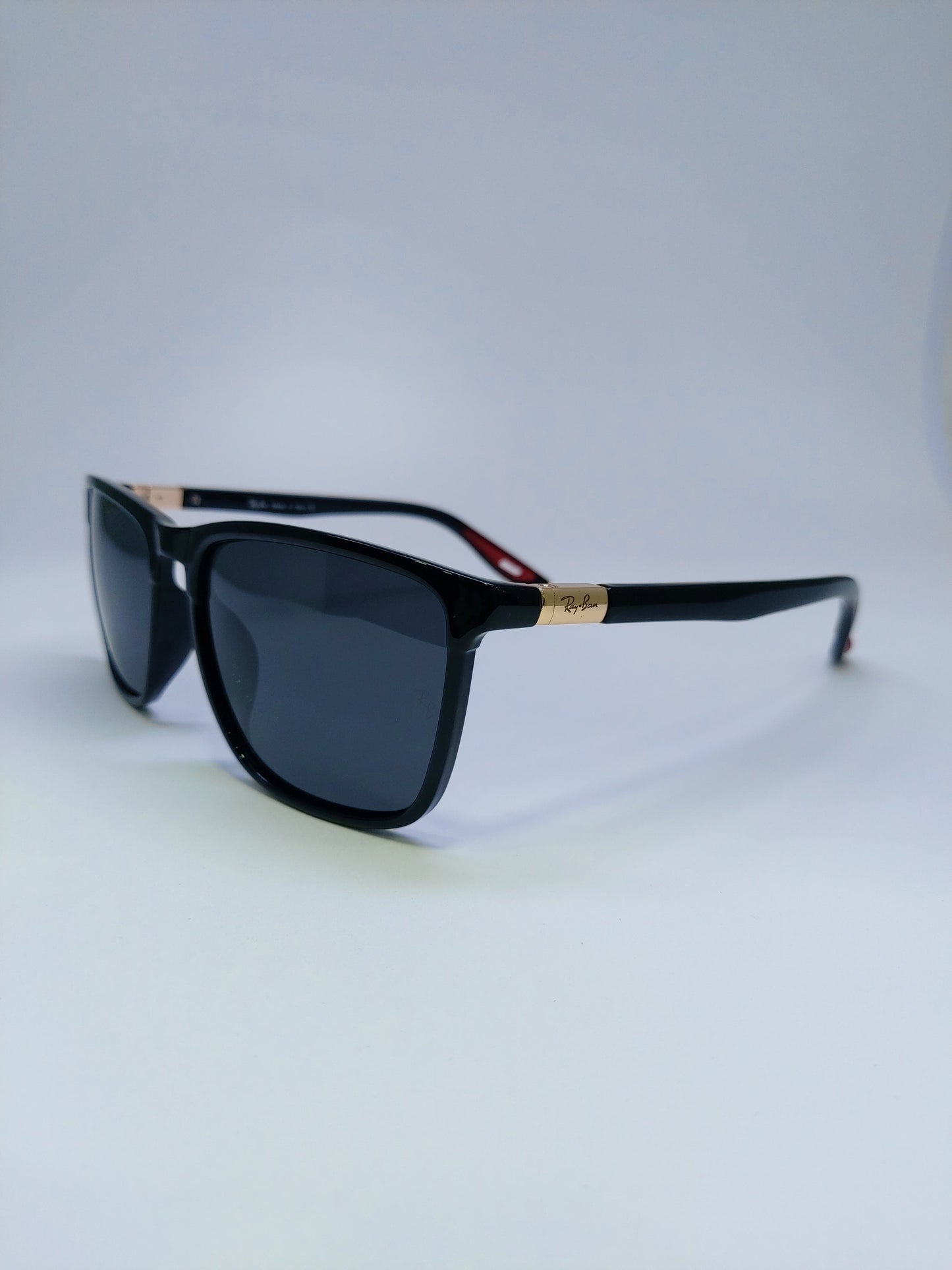 Rayban - Polarized Black with Gold logo - Metal