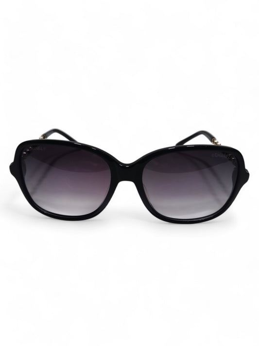 Chanel - Black - Plastic / Acetate