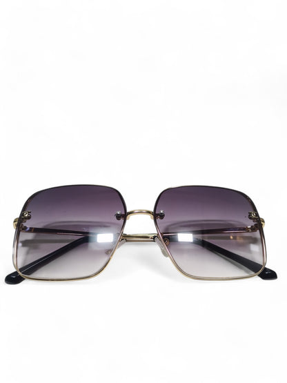Chanel - Black and Gold - Metal